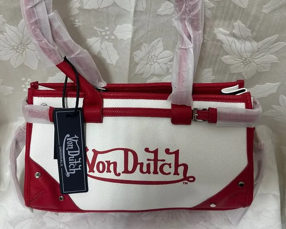 Von Dutch Red and White Handbag. B152-10090